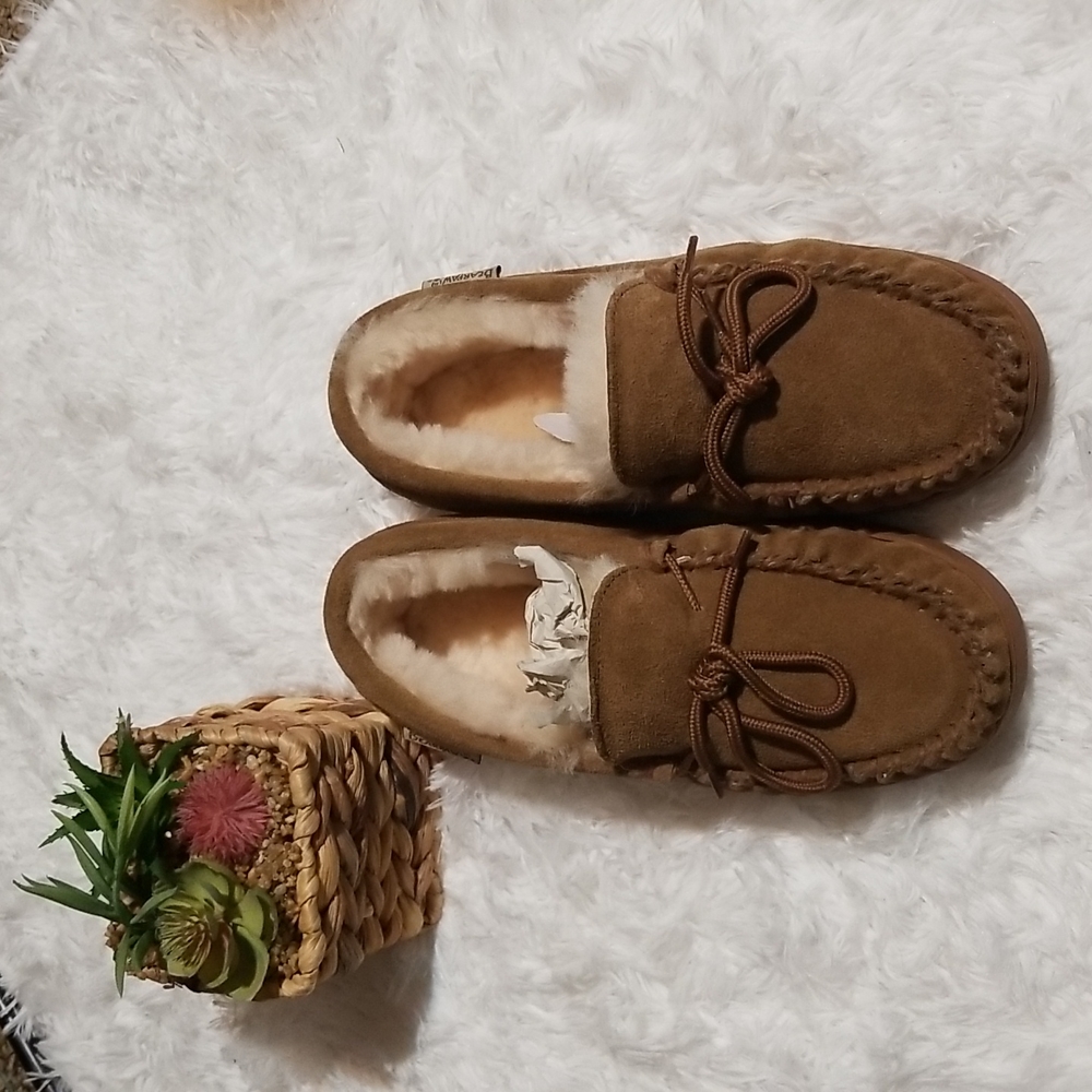 Bearpaw Moc II 2 - Women's Sheepskin Slipper, size 8.5